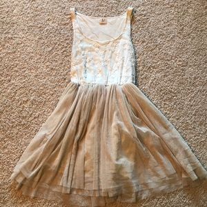 Dress with tulle